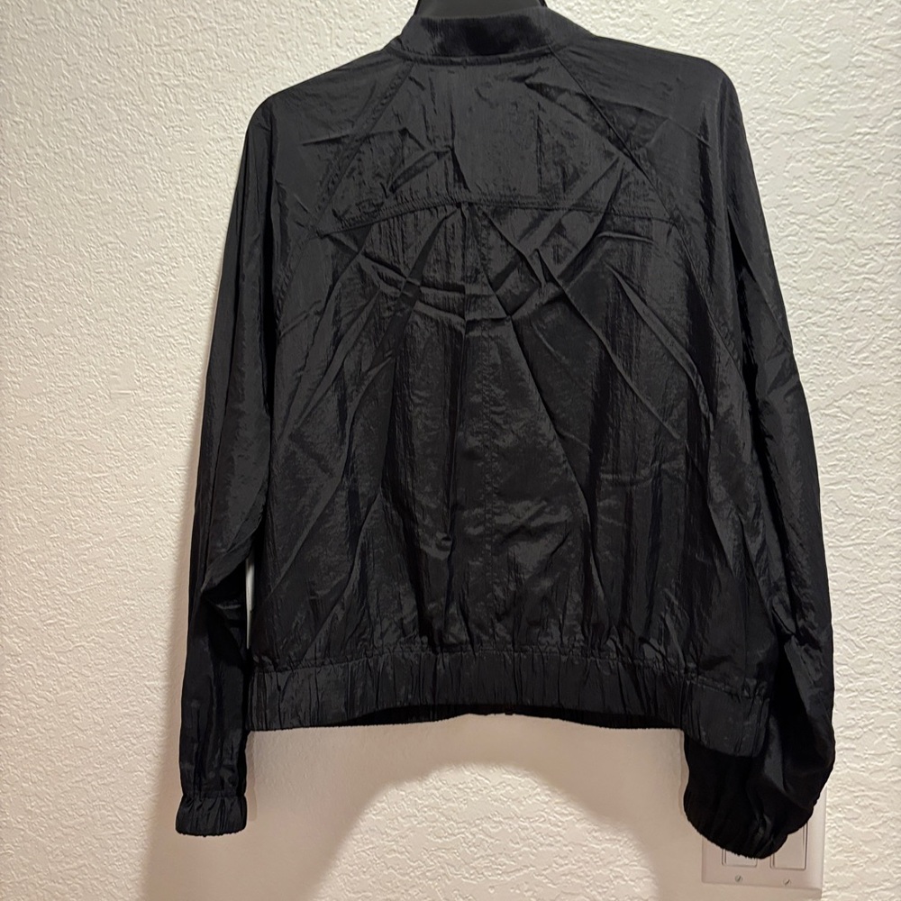Zella Women's Black Bomber Jacket Nylon NWT - Picture 3 of 10